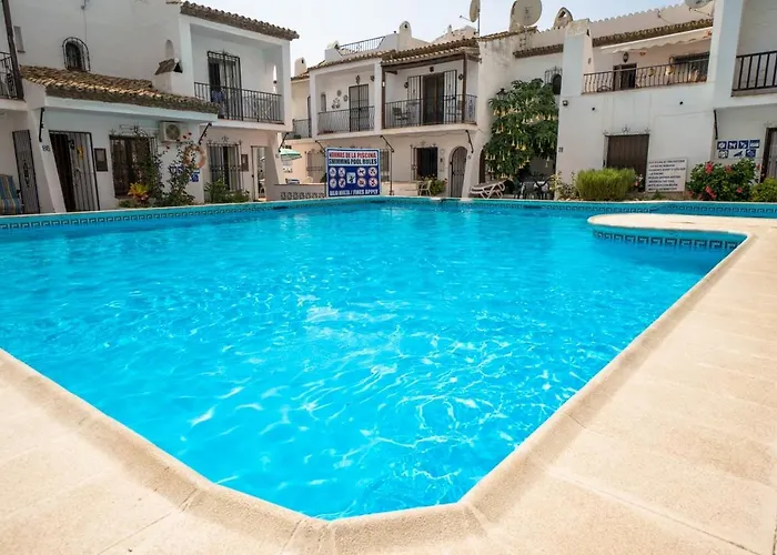 بيت للعطل Nueva 79 Menyber نيرخا