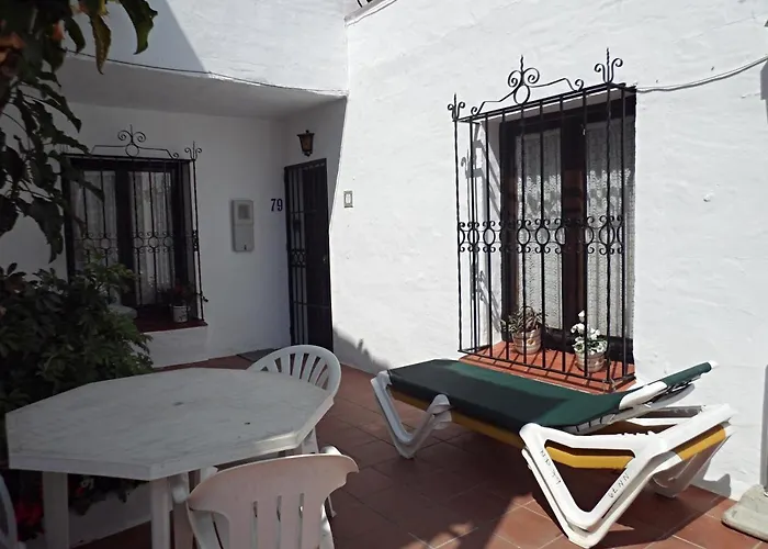 Nueva 79 Menyber Dom wakacyjny Nerja