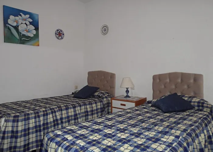 Nueva 79 Menyber * Nerja